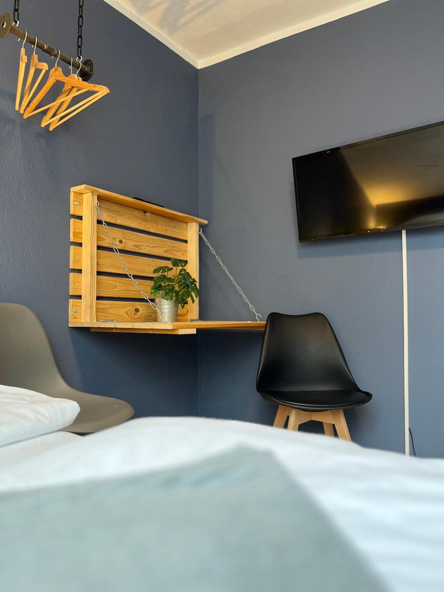 Blue Doors Hostel Ktv Rostock Exterior foto